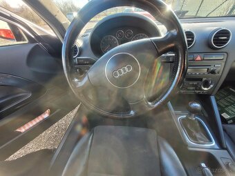 Predám na audi a3 8p kapotu volant a budíky - 3