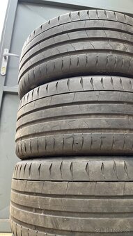 🟡letné 245/40 r18 Continental - 3