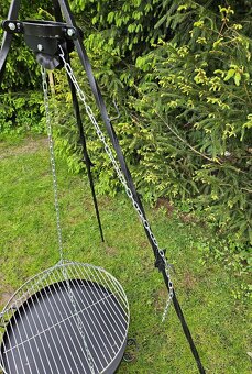 Grill na trojnožke - 3