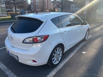 Mazda 3 - 3