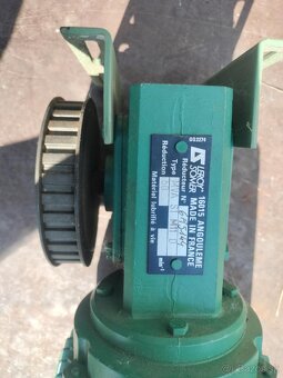 Elektromotor s prevodovkou - 3