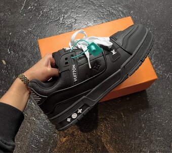 Louis Vuitton black sneakers - 3