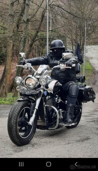 Suzuki intruder vz 800 - 3