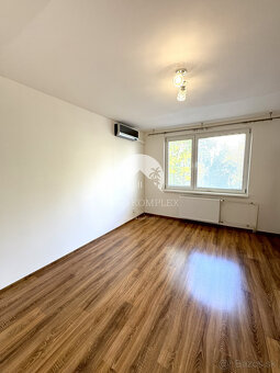 Pozor veľká zľava Reality KOMPLEX s.r.o. Vám ponúka na PRE - 3