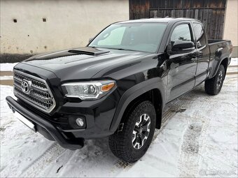 Toyota Tacoma - 3