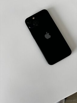 Predám iPhone 13 black 128GB - 3