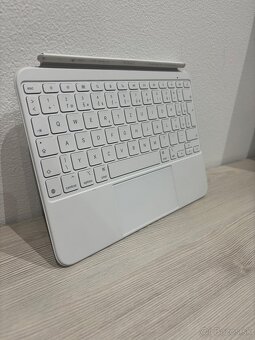 Apple Magic Keyboard Folio pre iPad (10. generácie) - 3