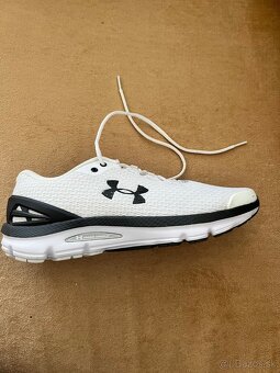Under Armour - 3