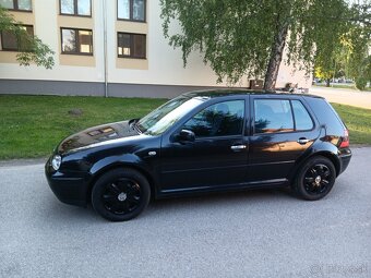 Predám Volkswagen Golf 1.6 Benzin 77 KW - 3