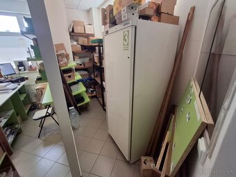 Zariadenie obchodu PREDAJNA REGÁLE - 3