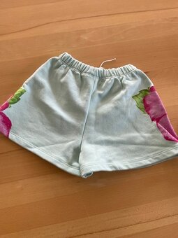Zara sortky nove 122/7 rokov - 3