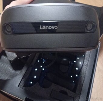 Lenovo Explorer VR headset - 3