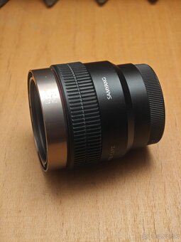 Samyang V-AF 35mm t/1.9 - 3