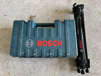 Bosch GLL 3-80 + LR6 + statív - 3
