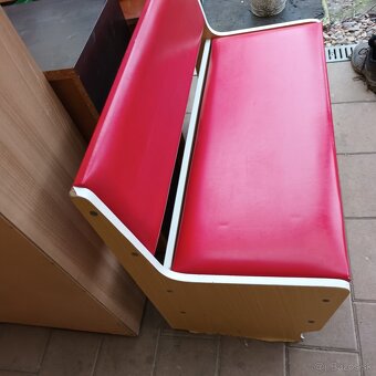 Sedacka, odkladací priestor - 3