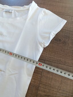 Tričko Reserved XS - 3