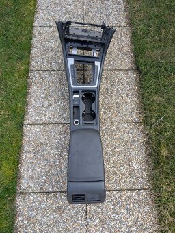Budíky,rádio a iné na vw golf 7 - 3