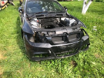 Predam karoseriu z BMW E92 faceliftu - 3
