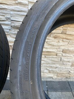 Letne pneumatiky dvojrozmer 285/35 r21 a 245/35 r21 - 3