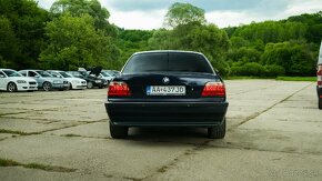 BMW E38 740i - 3