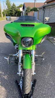 Harley Davidson Street Glide - 3