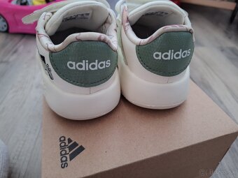 Botasky Adidas velkost 23 - 3