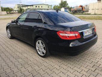 Mercedes-Benz E trieda Sedan 200CDi BlueEfficiency - 3