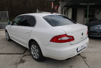 Škoda Superb 2.0 TDI CR 140k Comfort - 3