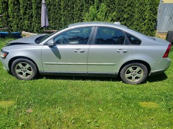 Volvo s40 - havarované - 3