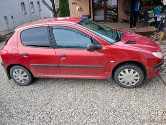 Peugeot 206 benzín - 3