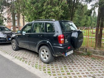 Predám Toyota Rav4 - 3