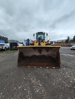 Čelný nakladač New Holland w270 - 3