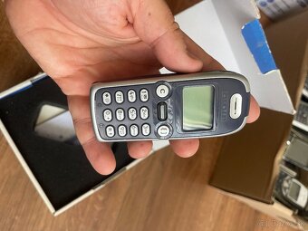 Alcatel One Touch 311 v krabici - 3