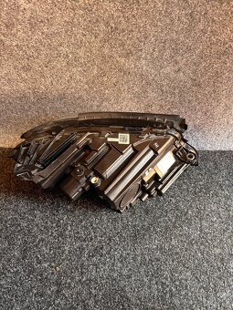 Svetlo Mercedes-Benz trieda E W213 - 3