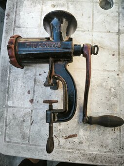 Predám mlynček na mäso - 3