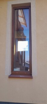 Hnede plastove okno - 3