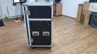 Predam Pult pre DJ alebo zvukára - 3