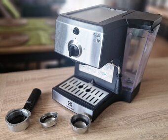 Kávovar Espresso Electrolux - 3