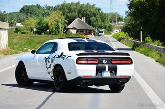 Dodge Challenger 6.4 SRT Scat Pack Shaker - 3