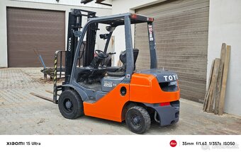 Vysokozdvižný vozík Toyota 8FDF25 - 3