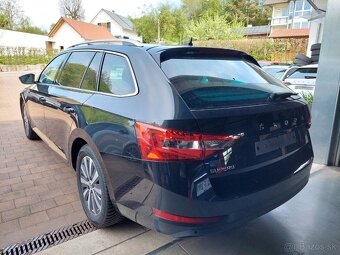 Škoda Superb Combi 2.0 TDI - 3