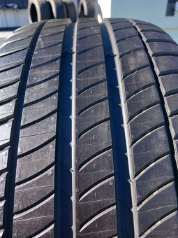 Dvojrozmer 275/40 r19 a 245/45 r19 michelin - 3