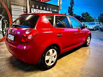 Predám Kia Ceed 1.4 16V 2006 - 3