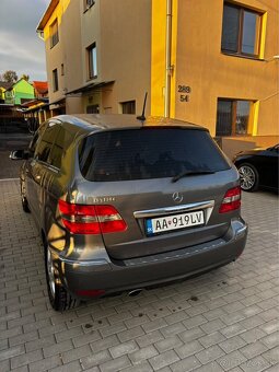 Mercedes B180 Automat - 3