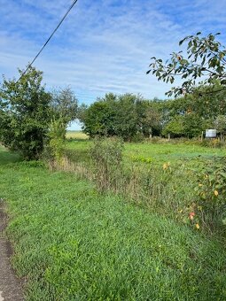 Predaj Stavebný pozemok 700 m2 Hontianska Vrbica Levice - 3