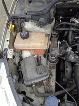 diely peugeot 407 1,6  hdi 80 kw diesel, citroen C5,C6,508 - 3