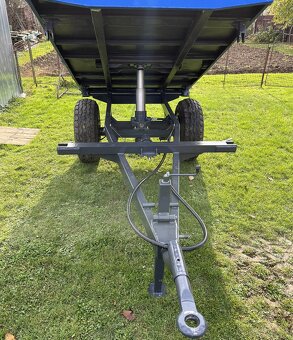 Vyklapacia vlecka za traktor - 3