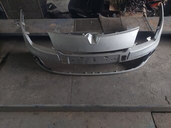 Renault   Megane  3 - 3