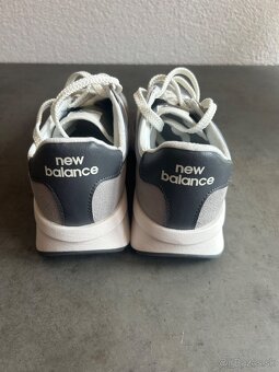 Tenisky New Balance 370 - 3