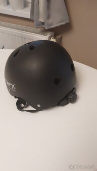 Detská prilba Momi - 3